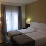 Hotel Don Juan Granada