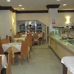 Hotel Don Juan Granada